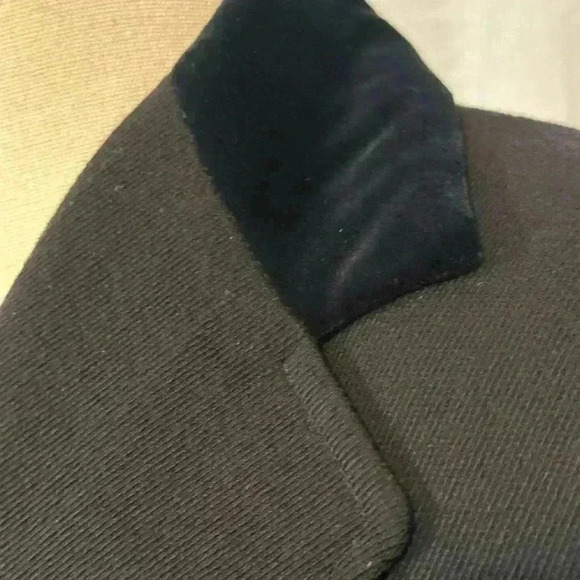 Mondi Women’s Long Coat. Navy. Button Up. Velvet Collar. Pockets. Size 4 - Picture 2 of 8